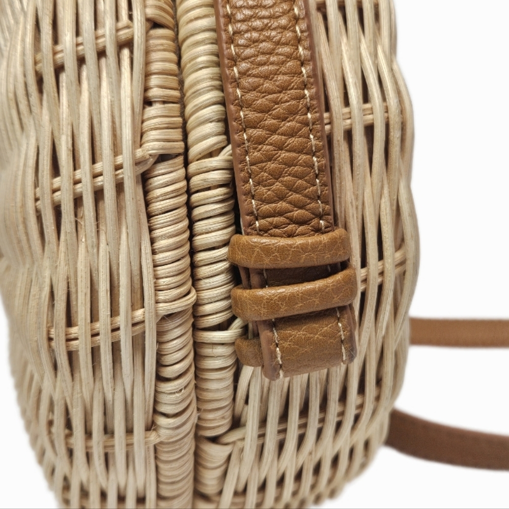 Boho Woven Wicker Canteen Crossbody Bag - Picture 12 of 17